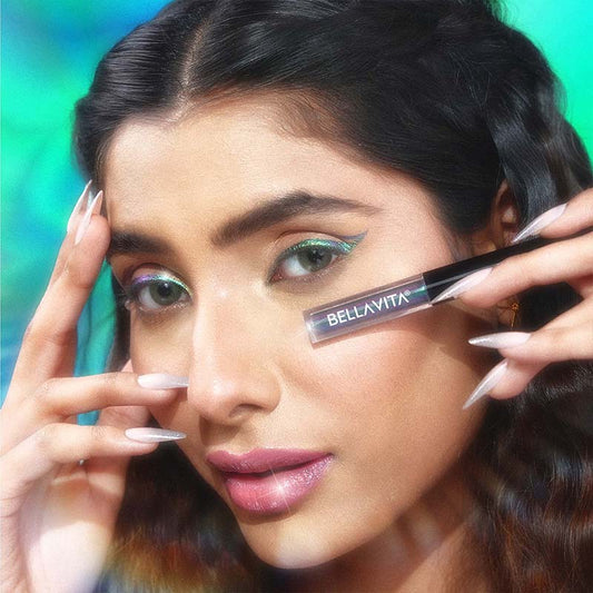 Bellavita Fantasy Beams Holographic Eyeliner
